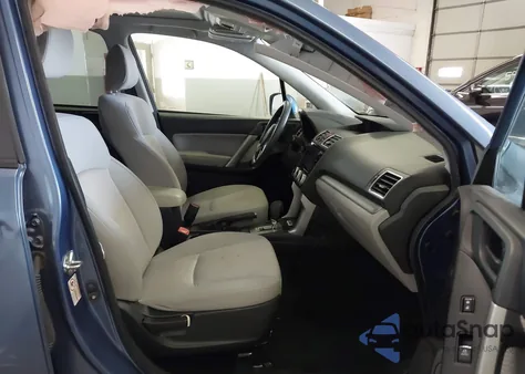 2018 Subaru Forester 2.5I Premium из США, поврежденный, VIN JF2SJAGC6JH495417